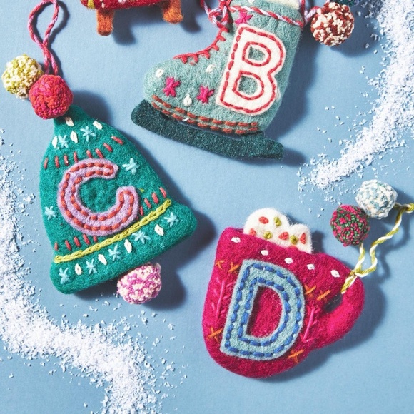 NWT Anthropologie Snow Day Monogram Felt Christmas Tree Ornament Letter M - Picture 3 of 3